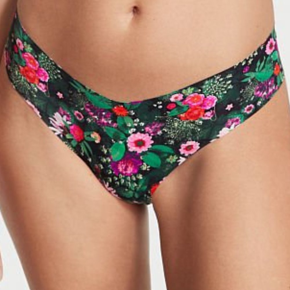 VS SEXY ILLUSIONS BY VICTORIA'S SECRET No-Show Thong Panty Black Floral Gorgeous